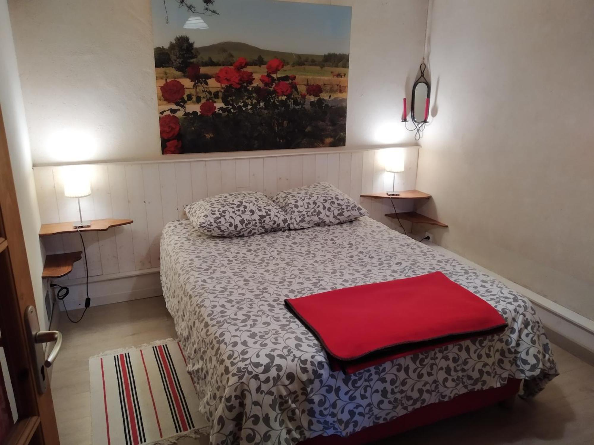 Les Troglogites Brasparts Quarto foto